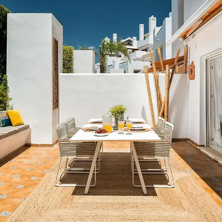 Stunning Modern Frontline - Rdr206