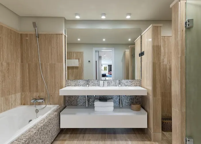 Апартаменты Stunning Modern Frontline - Rdr206 *