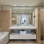 Appartement Stunning Modern Frontline - Rdr206 *